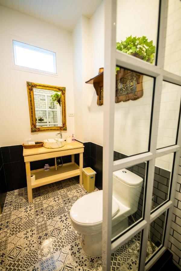 Baroque Boutique Resort Ranong Exteriör bild